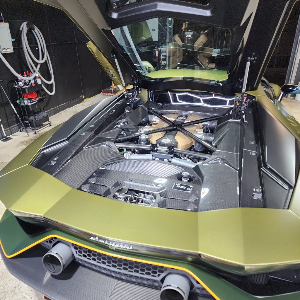 Lamborghini Aventador Ultimate Toronto Left Lane Customs